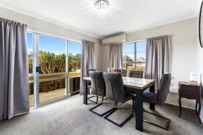 8 Cambridge Street, Pahiatua, Tararua, Manawatu | Tall Poppy 