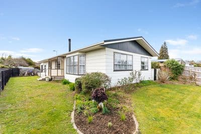 8 Cambridge Street, Pahiatua, Tararua, Manawatu | Tall Poppy 