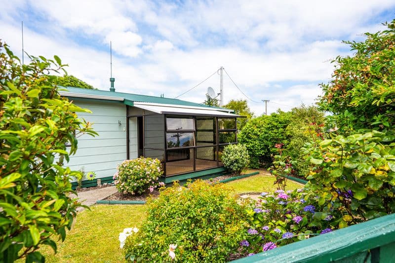 16A Bowen Street, Woodville, Tararua, Wairarapa | Tall Poppy 