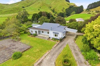 135 Surreydale Road, Pahiatua, Tararua, Manawatu | Tall Poppy 