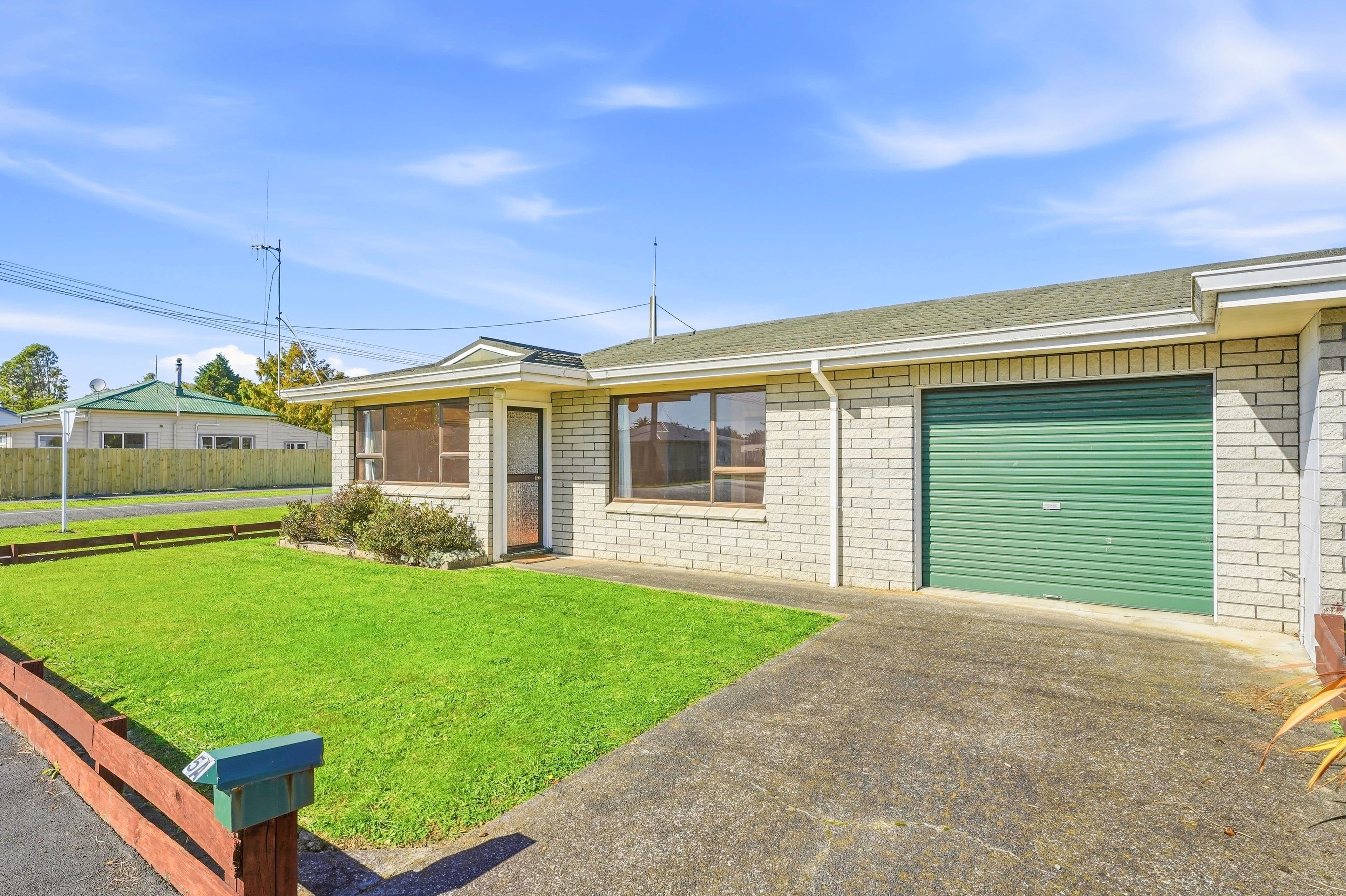 5A Cambridge Street, Pahiatua, Tararua, Manawatu | Tall Poppy 