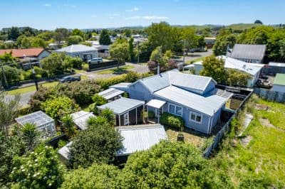33 Tararua Street, Pahiatua, Tararua, Manawatu | Tall Poppy 