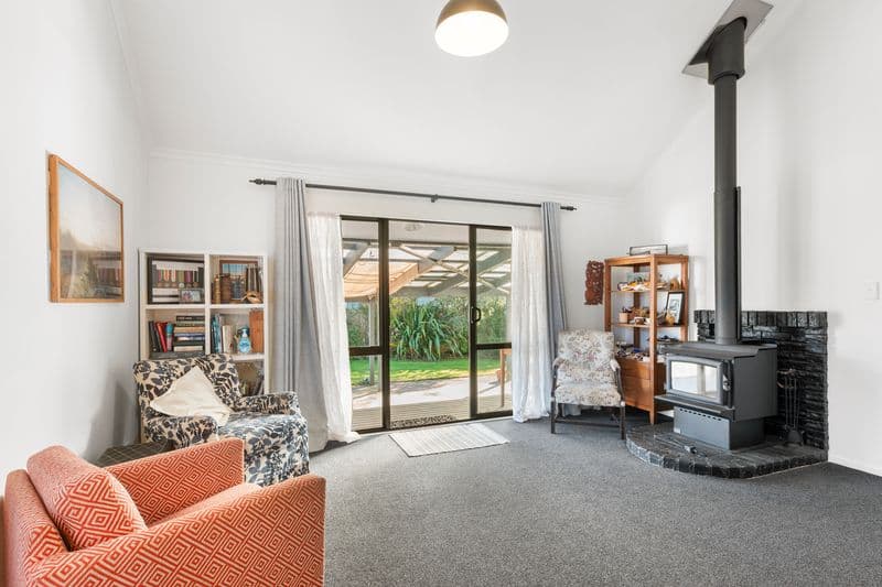 29 Matthew Place, Kawaha Point, Rotorua, Bay of Plenty | Tall Poppy 