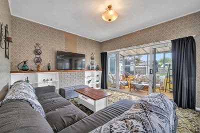 7 Percy Avenue, Stratford, Stratford, Taranaki | Tall Poppy 