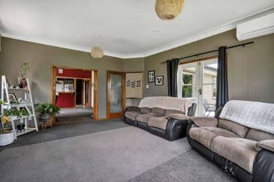 19 Clifford Road, Eltham, South Taranaki, Taranaki | Tall Poppy 