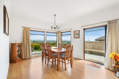 15 Aurora Avenue, Welcome Bay, Tauranga, Bay of Plenty | Tall Poppy 