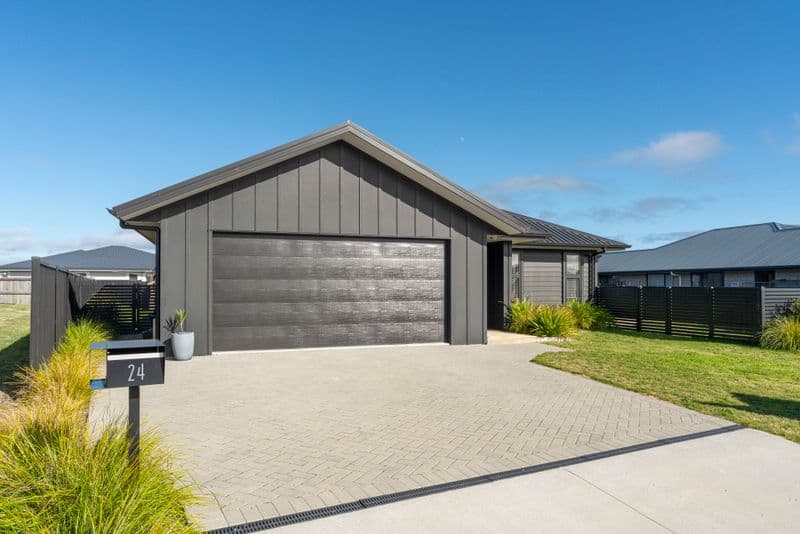 24 Maunganamu Drive, Wharewaka, Taupo, Waikato | Tall Poppy 