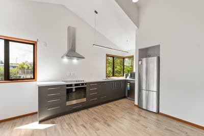 2/11 Kereru Street, Two Mile Bay, Taupo, Waikato | Tall Poppy 