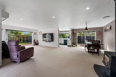 15 Robinson Terrace, Rangatira Park, Taupo, Waikato | Tall Poppy 