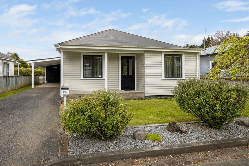 24 Foyle Street, Ohakune, Ruapehu, Whanganui | Tall Poppy 