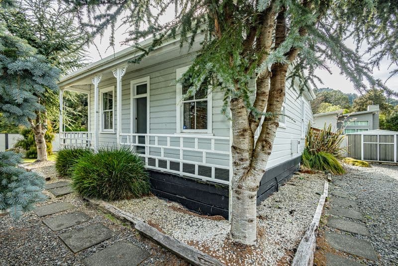 13 Railway Row, Ohakune, Ruapehu, Whanganui | Tall Poppy 