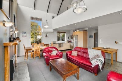 16B Tay Street, Ohakune, Ruapehu, Whanganui | Tall Poppy 