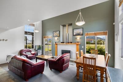 16B Tay Street, Ohakune, Ruapehu, Whanganui | Tall Poppy 