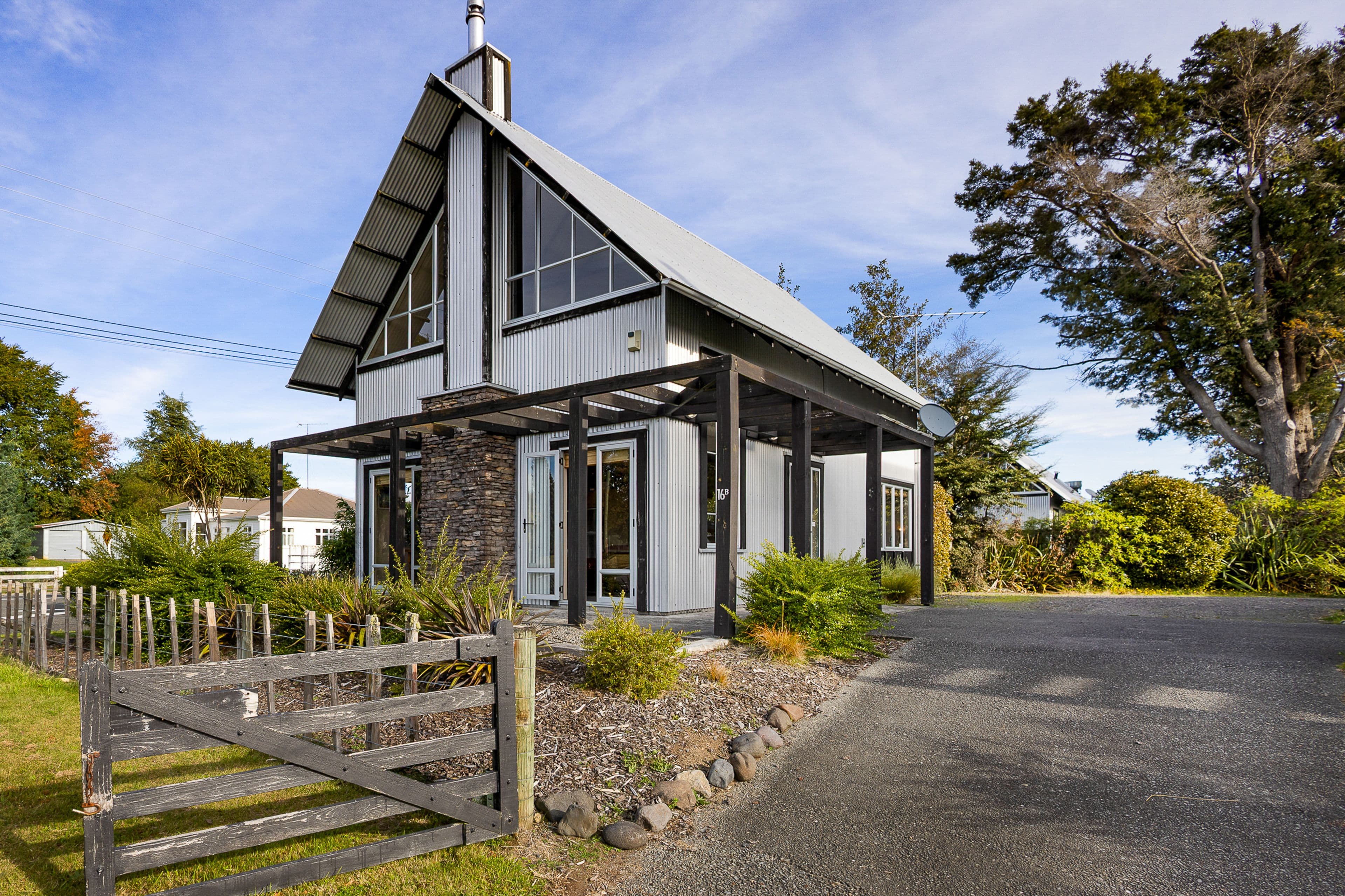 16B Tay Street, Ohakune, Ruapehu, Whanganui | Tall Poppy 