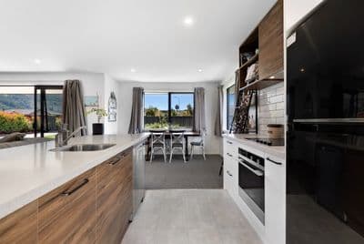 14 Teal Place, Lake Hawea, Wanaka, Otago | Tall Poppy 