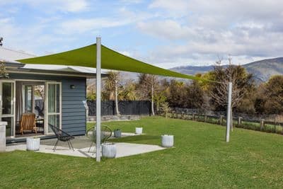 17 Hunt Place, Albert Town, Wanaka, Otago | Tall Poppy 