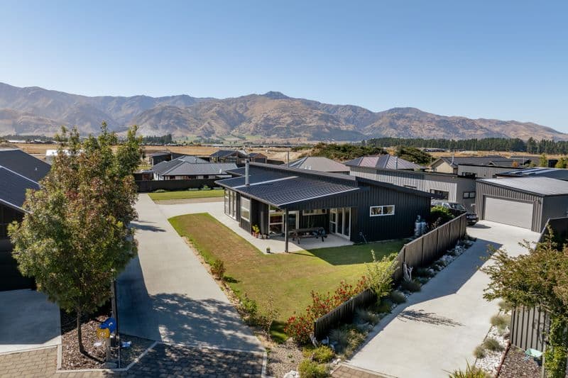 25 Teal Place, Lake Hawea, Wanaka, Otago | Tall Poppy 