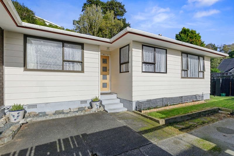 12b Garnet Grove, Birchville, Upper Hutt City, Wellington | Tall Poppy 