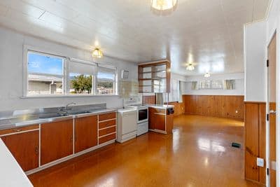 15 Joseph Grove, Elderslea, Upper Hutt City, Wellington | Tall Poppy 