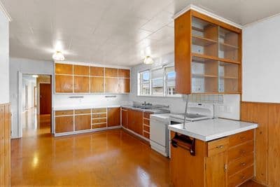 15 Joseph Grove, Elderslea, Upper Hutt City, Wellington | Tall Poppy 