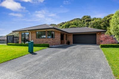 15 Aragon Grove, Kingsley Heights, Upper Hutt City, Wellington | Tall Poppy 