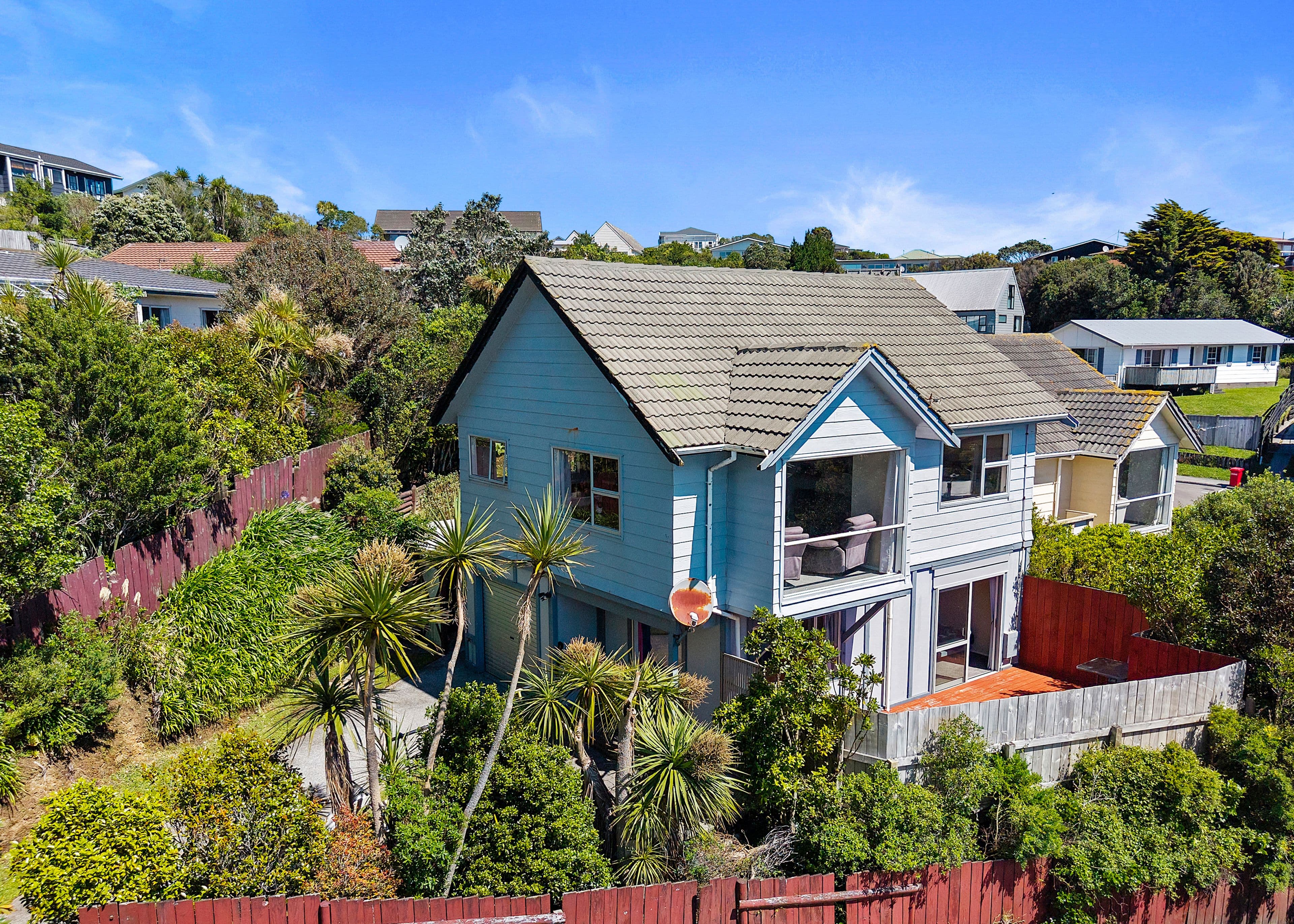 52 Colchester Crescent, Newlands, Wellington City, Wellington | Tall Poppy 
