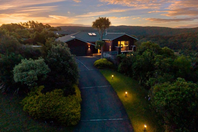 71 Mt Marua Way, Mount Marua, Upper Hutt City