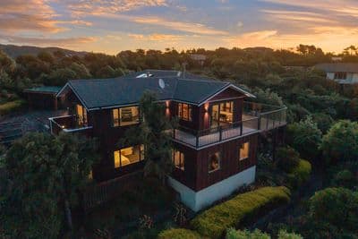 71 Mt Marua Way, Mount Marua, Upper Hutt City, Wellington | Tall Poppy 