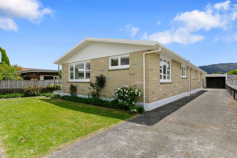 15 Joseph Grove, Elderslea, Upper Hutt City