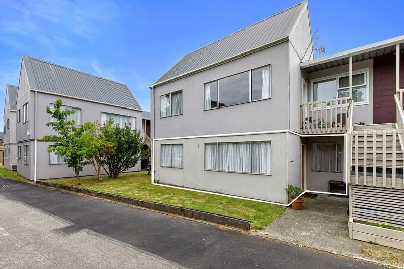 71E Randwick Crescent, Moera, Lower Hutt City, Wellington | Tall Poppy 