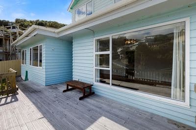 F1/165 Severn Street, Island Bay, Wellington City, Wellington | Tall Poppy 