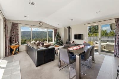 4 McKenzie Way, Mount Marua, Upper Hutt City, Wellington | Tall Poppy 