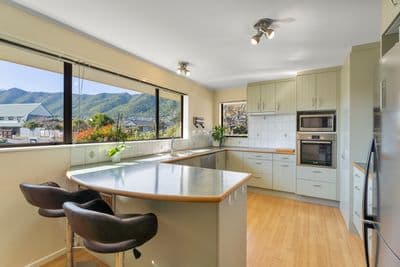 4 Awanui Drive, Waikanae, Kapiti Coast, Wellington | Tall Poppy 