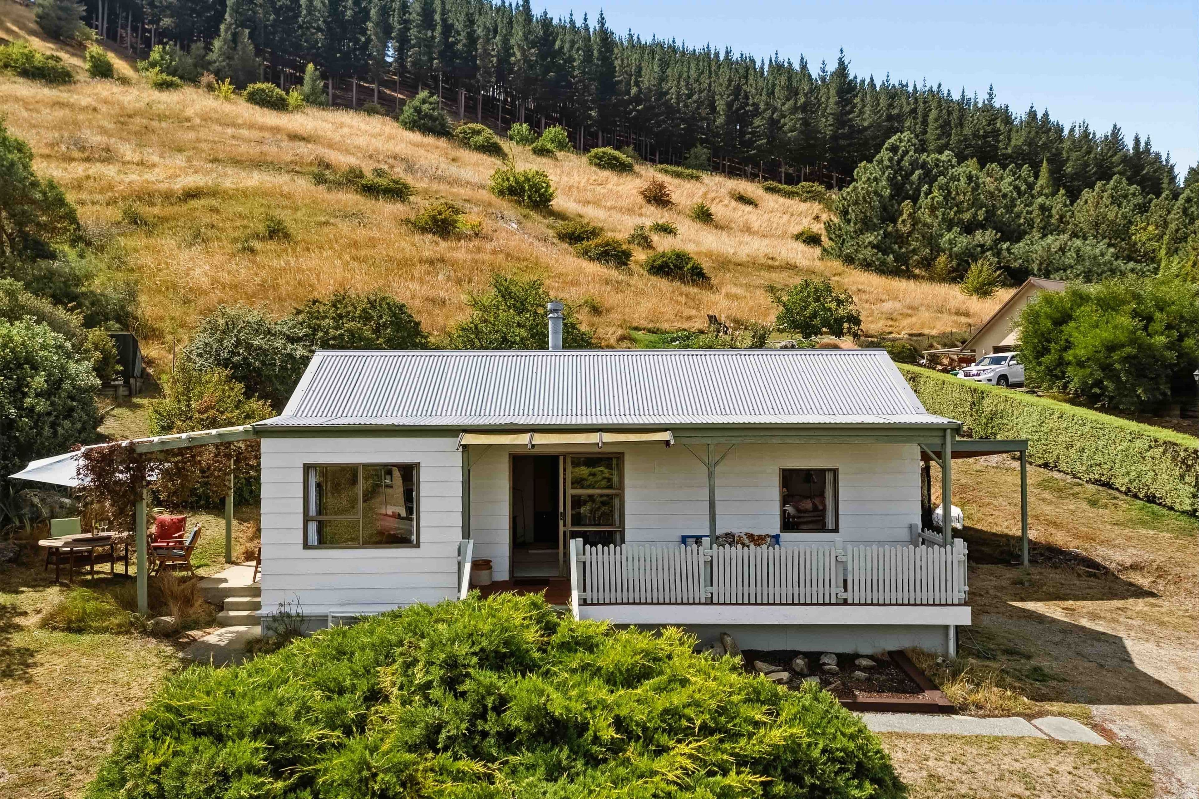 28 Shields Street, Clyde, Central Otago, Otago | Tall Poppy
