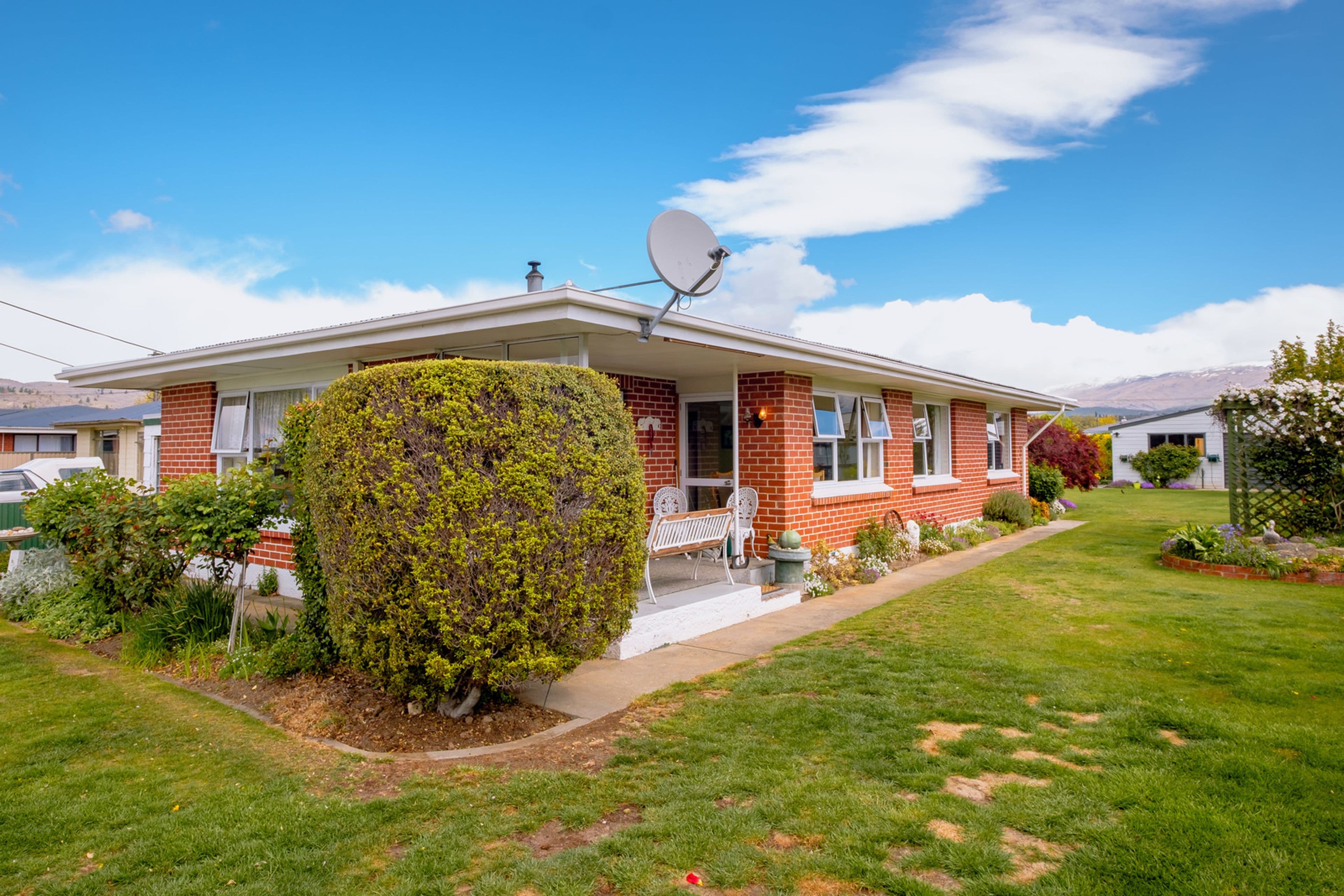 128 Centennial Avenue, Alexandra, Central Otago, Otago | Tall Poppy