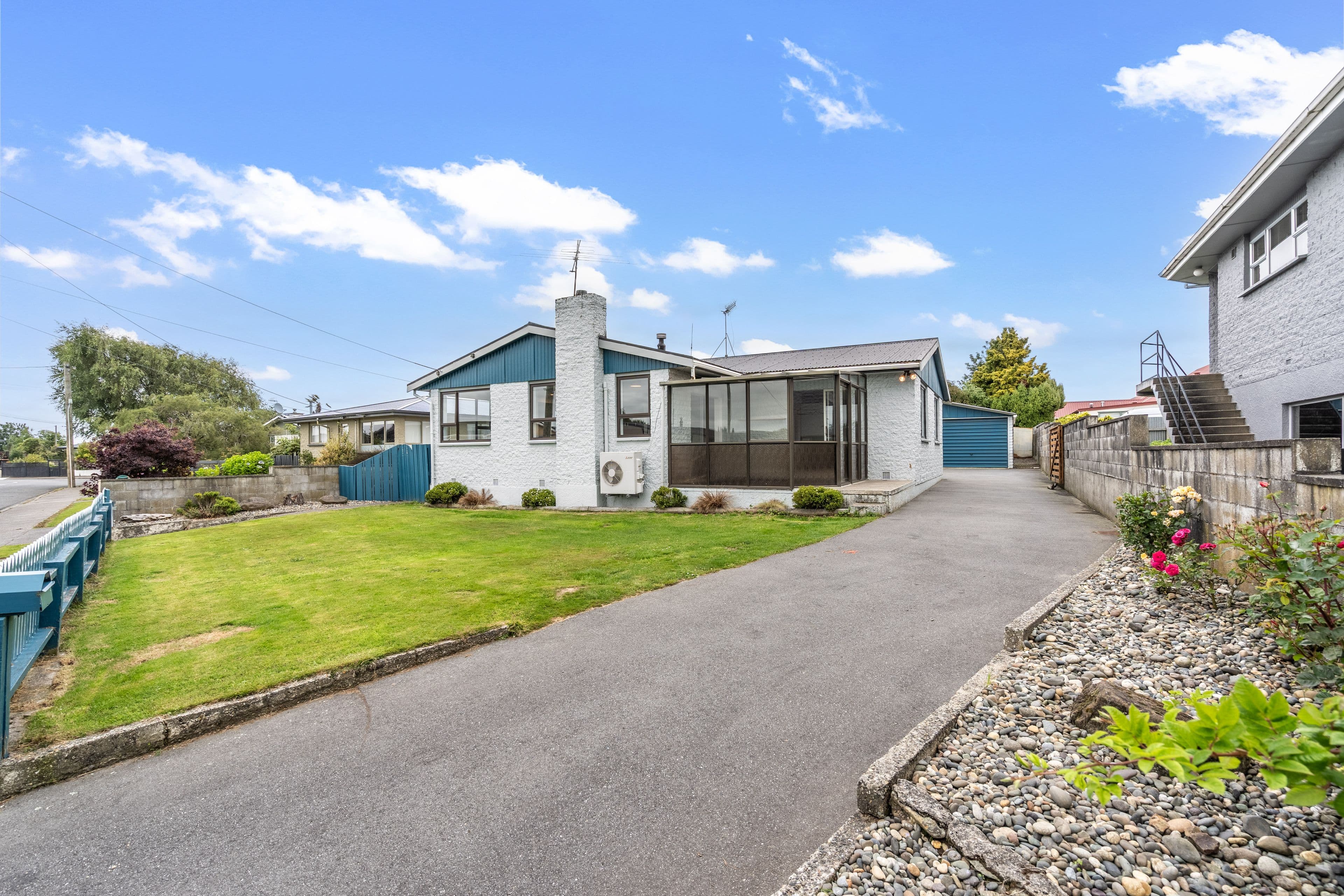 52 Edinburgh Crescent, Waikiwi, Invercargill City, Southland | Tall Poppy