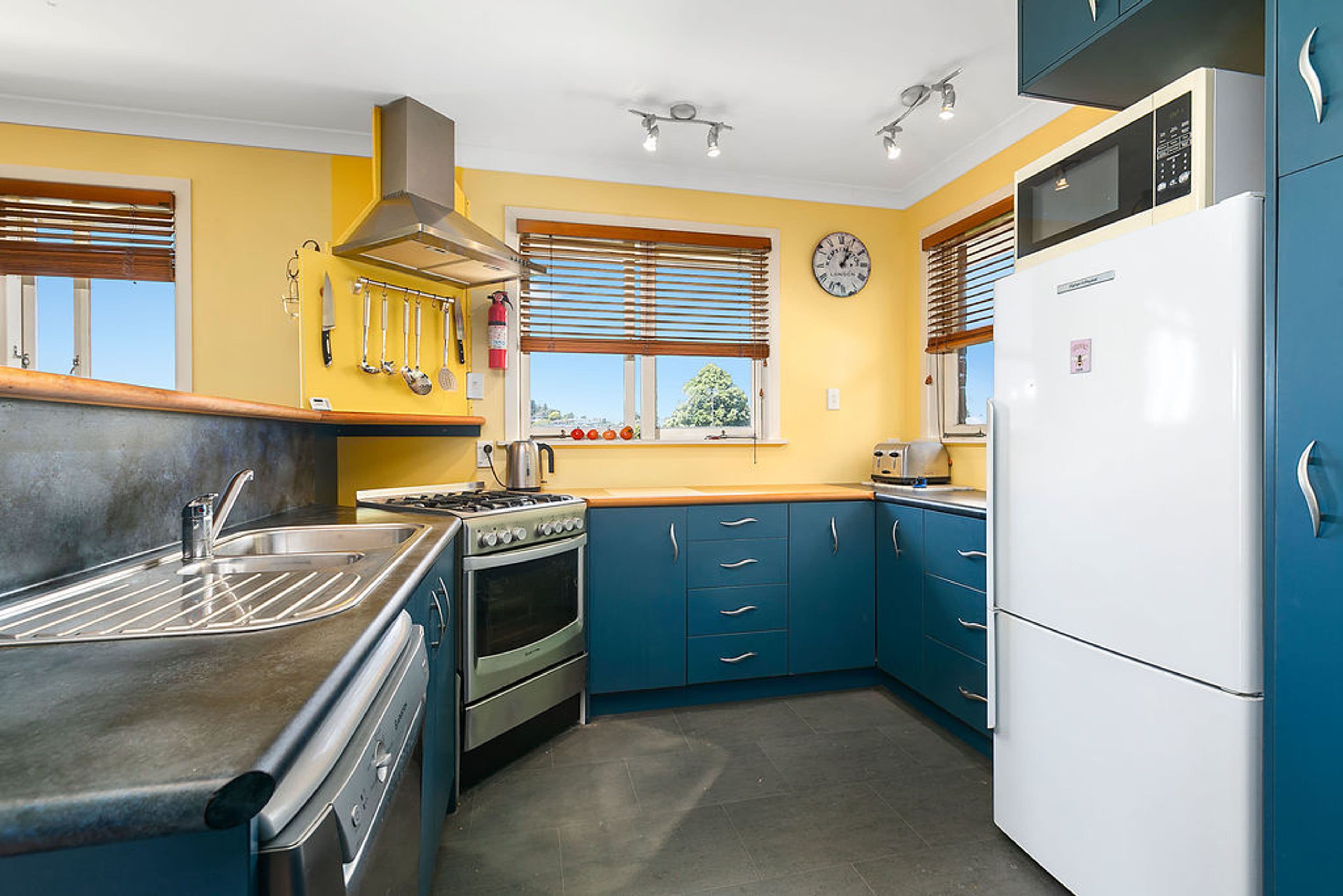 20 Anne Road, Bellevue, Tauranga, Bay of Plenty | Tall Poppy