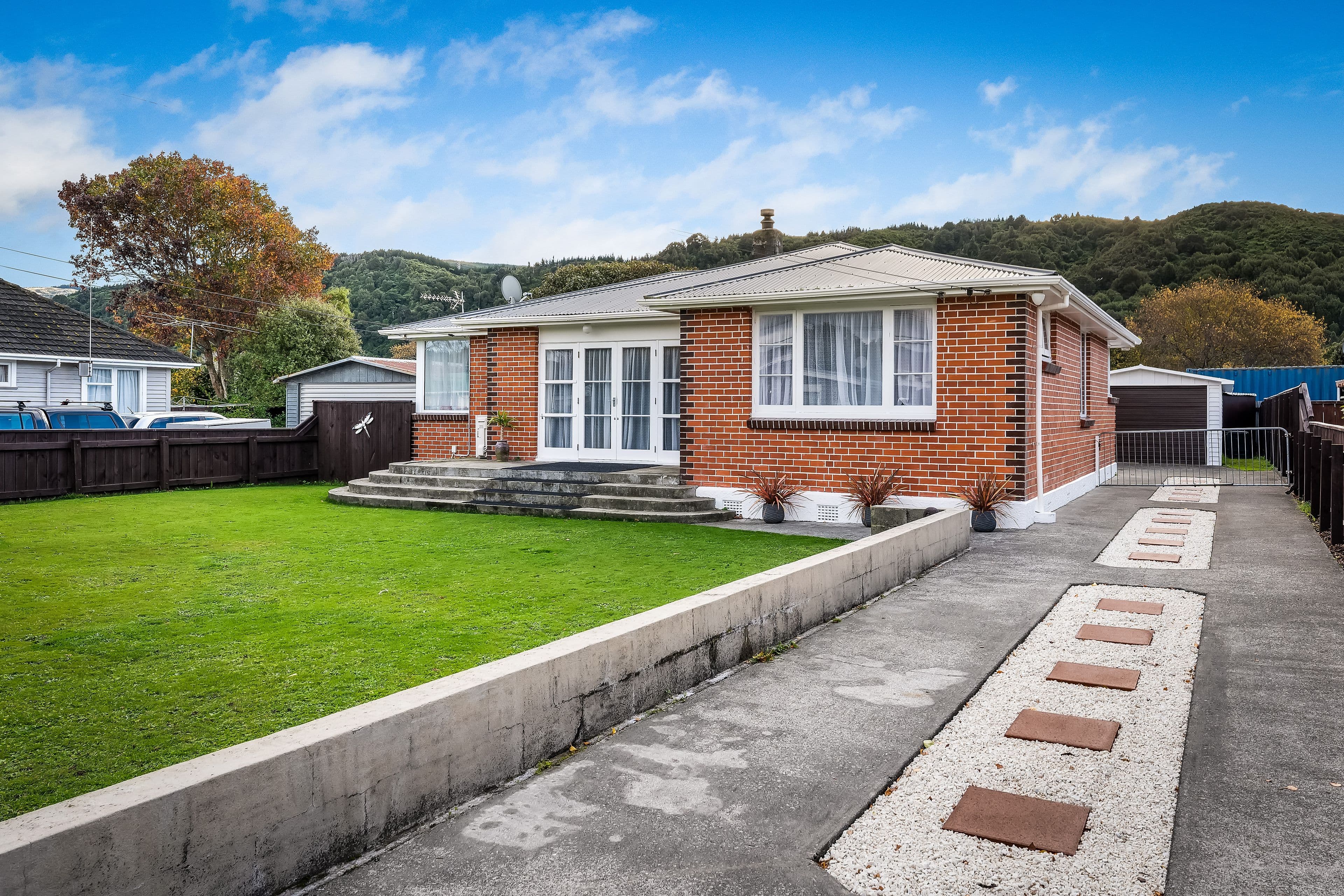 70 Hikurangi Street, Trentham, Upper Hutt City, Wellington | Tall Poppy