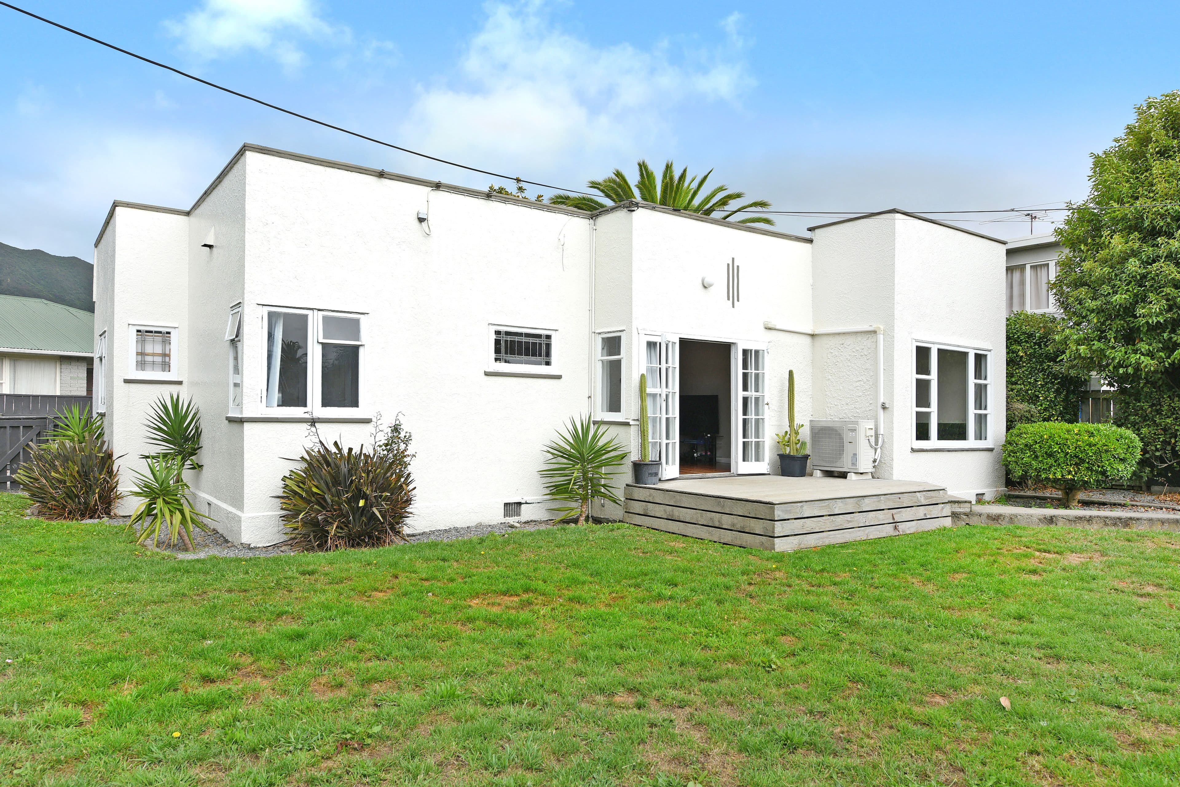 158 Naenae Road, Naenae, Lower Hutt City, Wellington | Tall Poppy