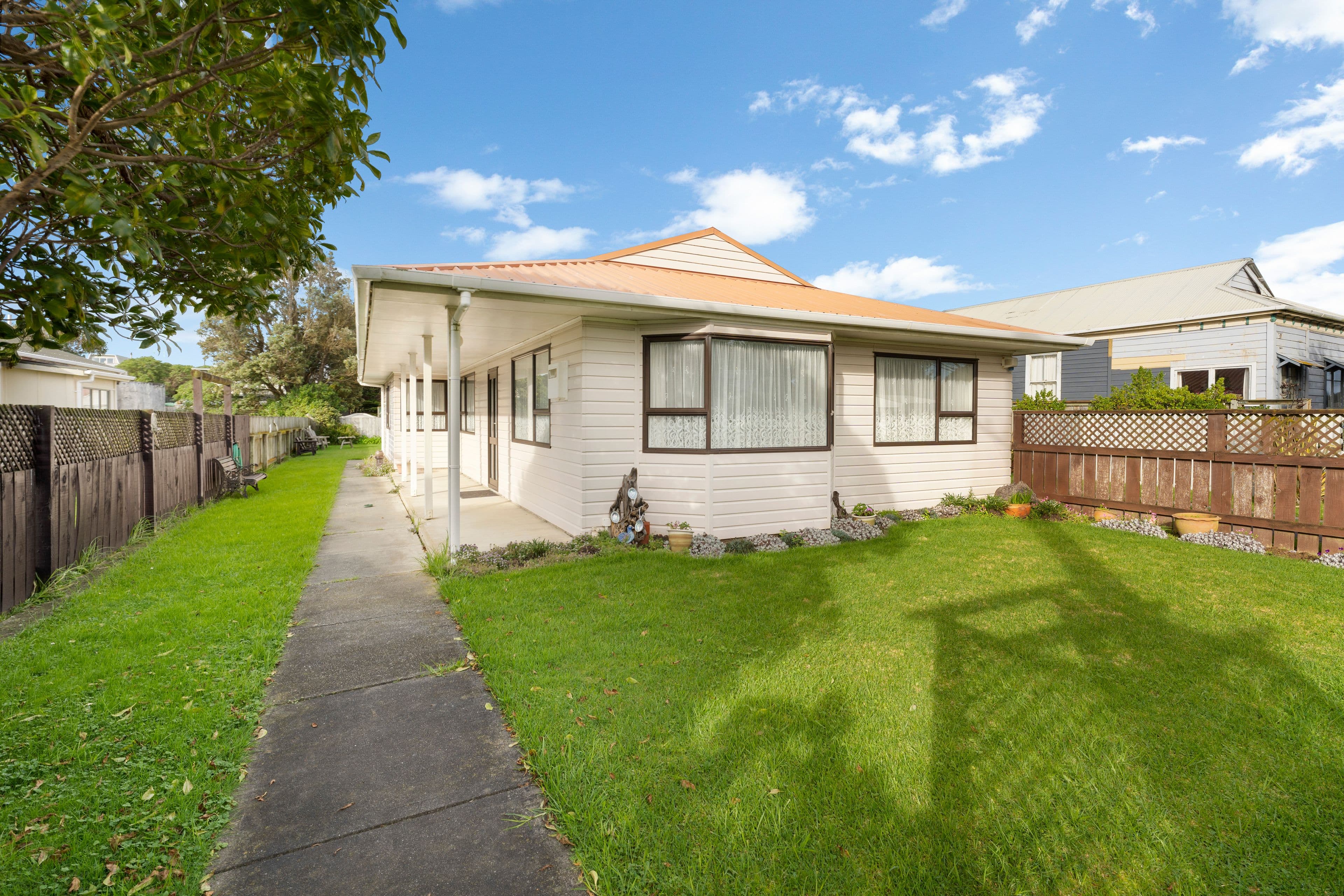 68 Park Avenue, Waitarere Beach, Horowhenua, Manawatu | Tall Poppy