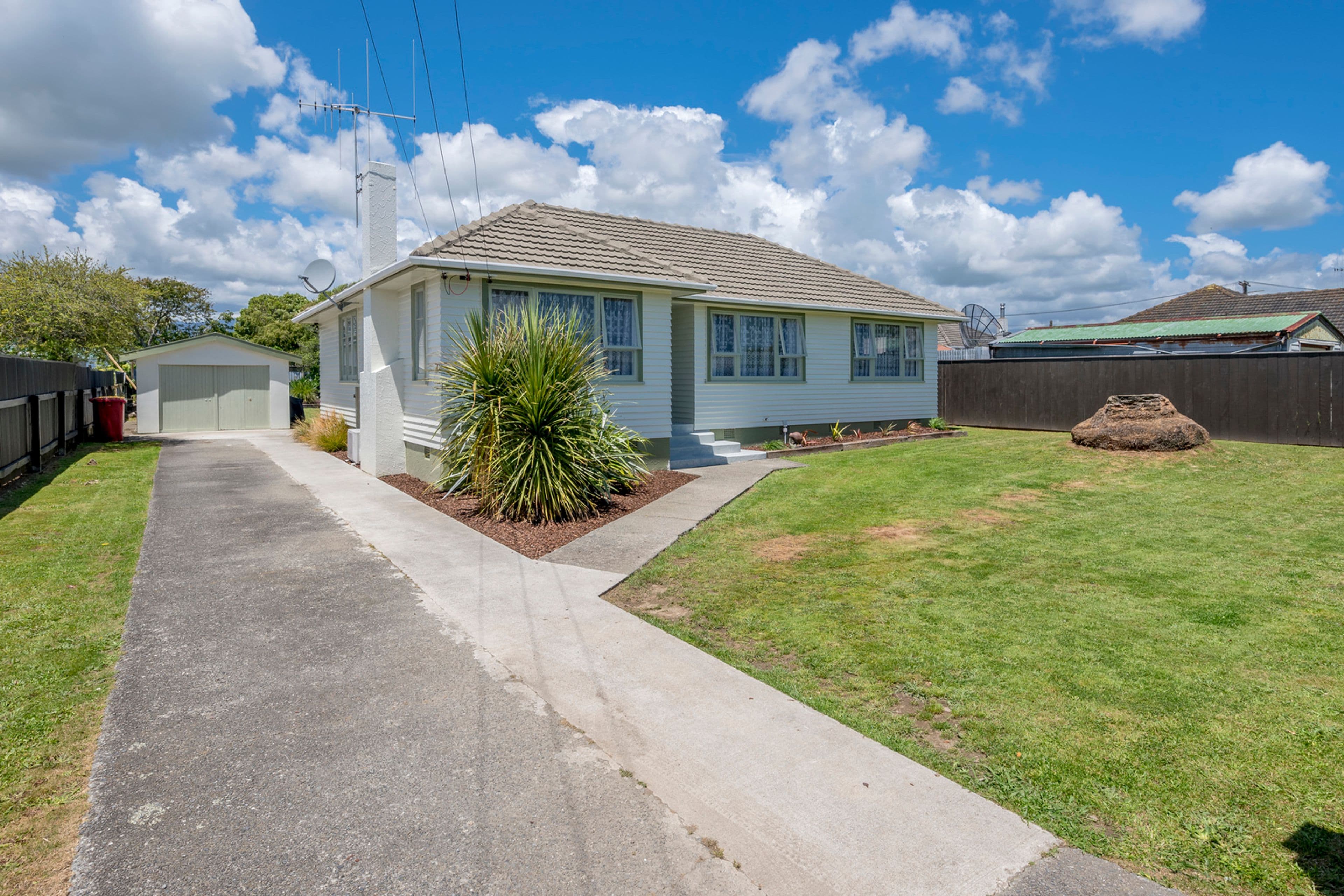 104 Tiro Tiro Road, Levin, Horowhenua, Manawatu | Tall Poppy